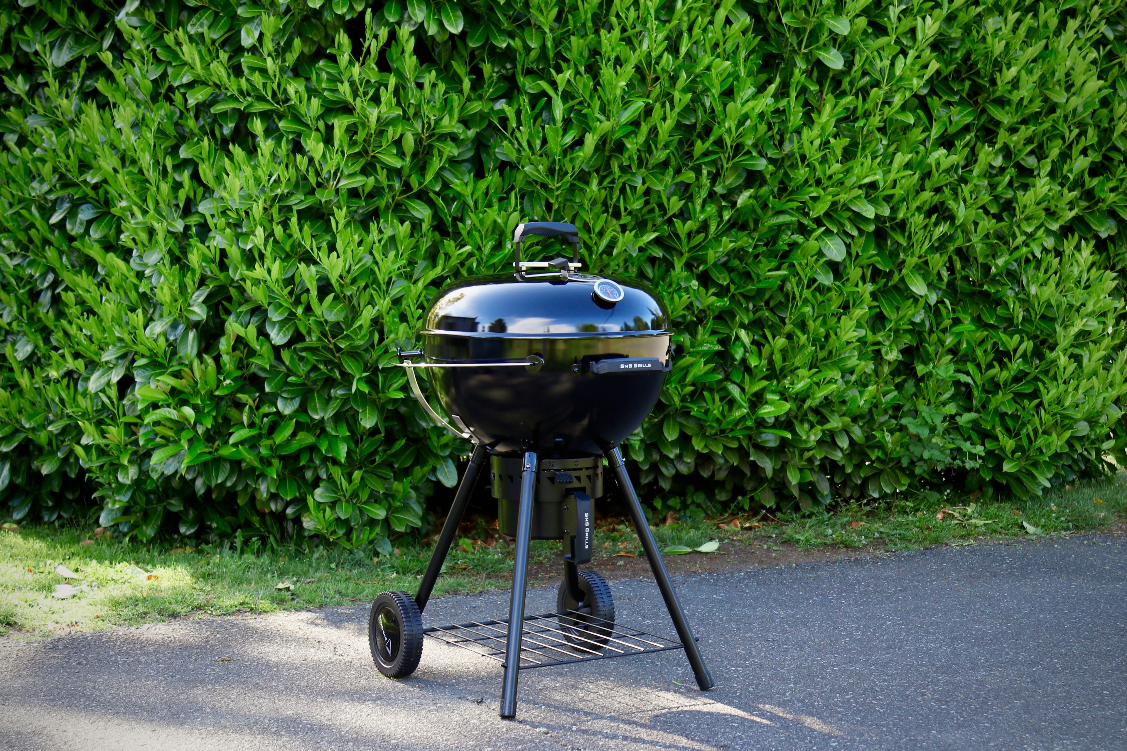 Langsame 'N Sear® Schwarz Edition 22' Holzkohle Kettle Grill - Begrenztes Angebot