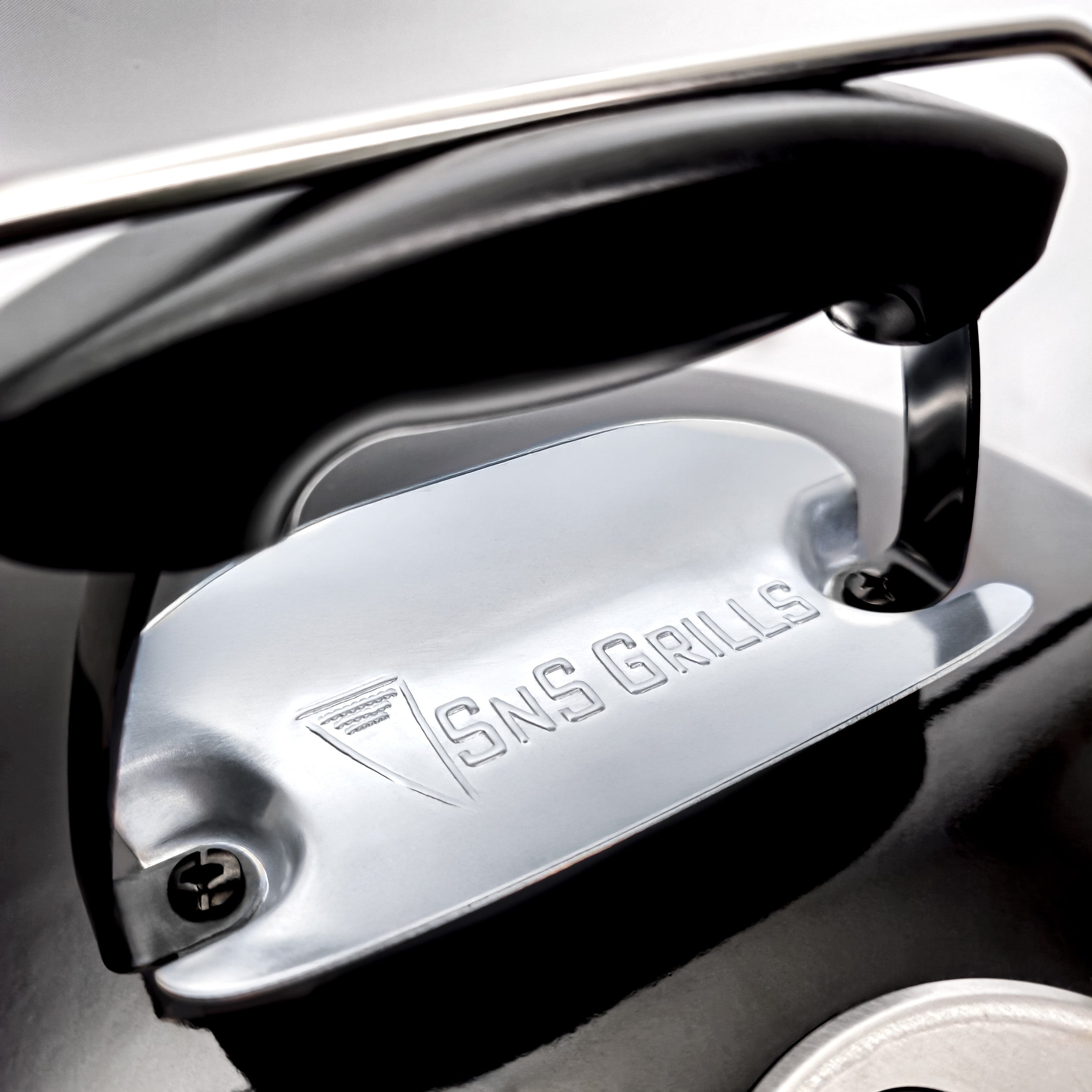 SnS Grills Home 'N Roam Travel Kettle Grill